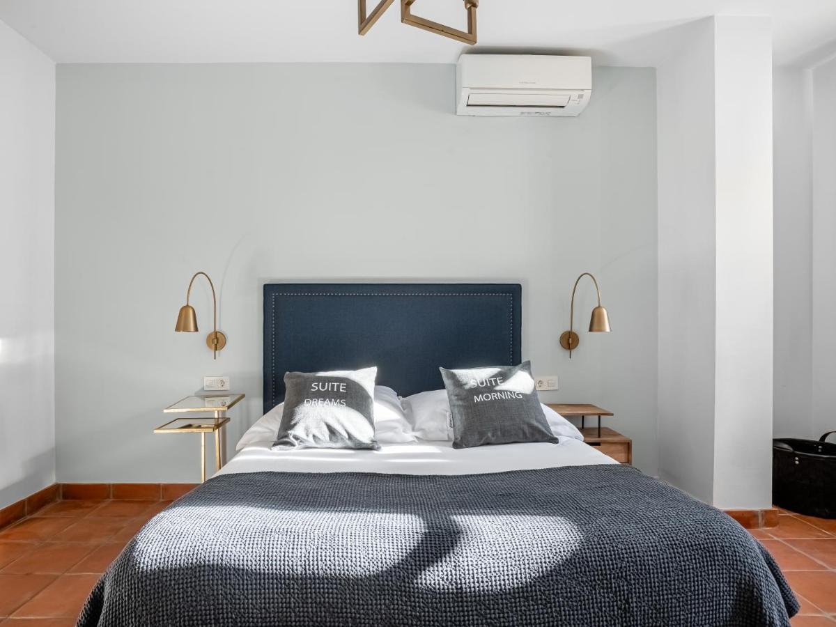 Limehome Granada Calle Santa Ana Bagian luar foto