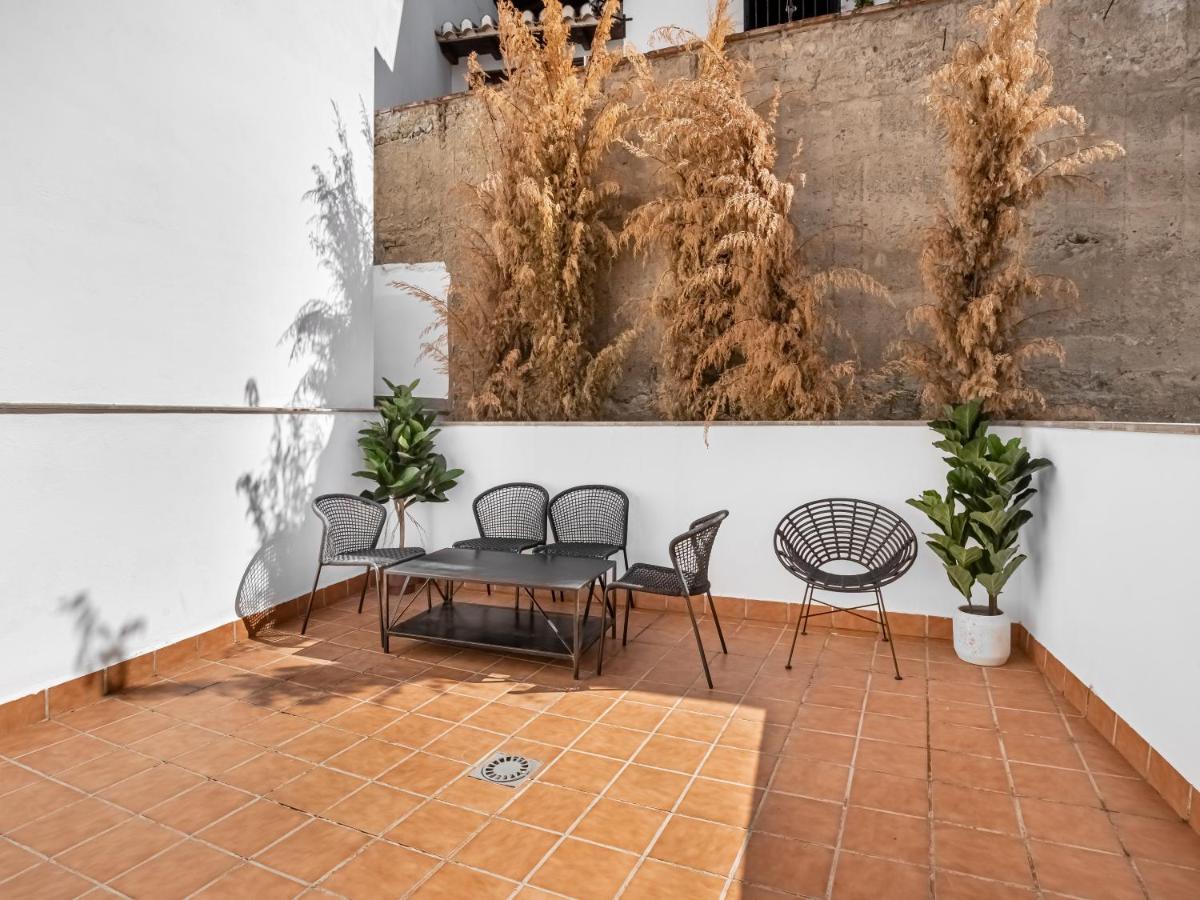 Limehome Granada Calle Santa Ana Bagian luar foto